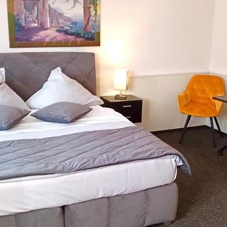 Dua Hotel Wennigsen Екстериор снимка
