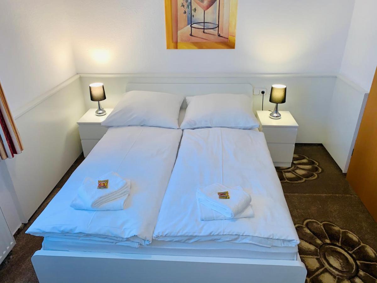 Dua Hotel Wennigsen Екстериор снимка