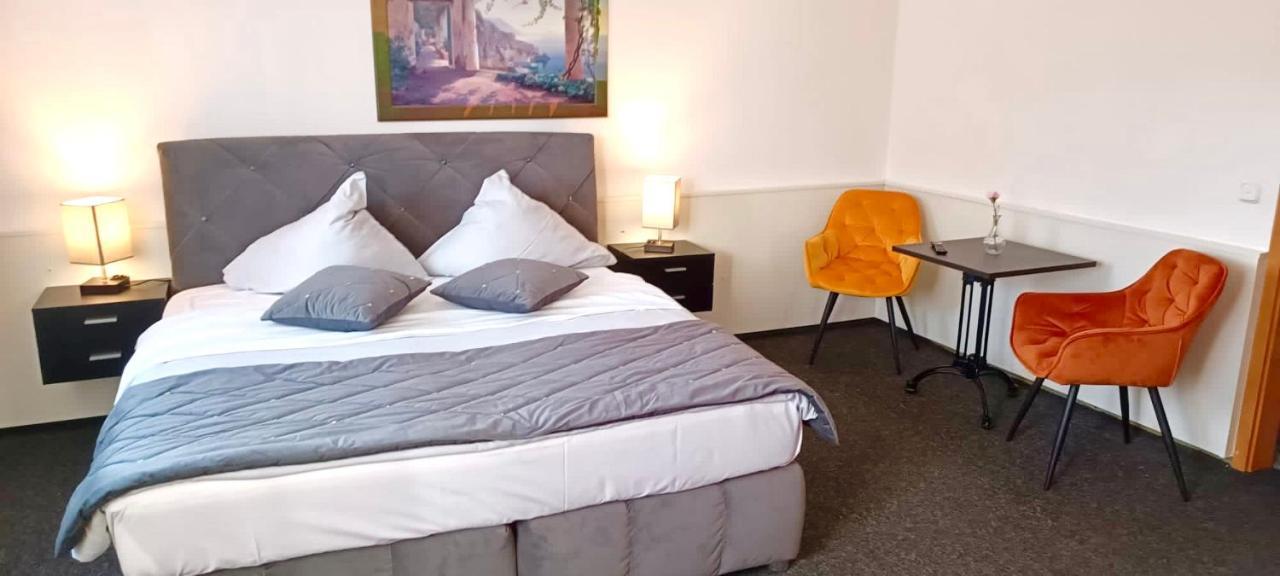Dua Hotel Wennigsen Екстериор снимка