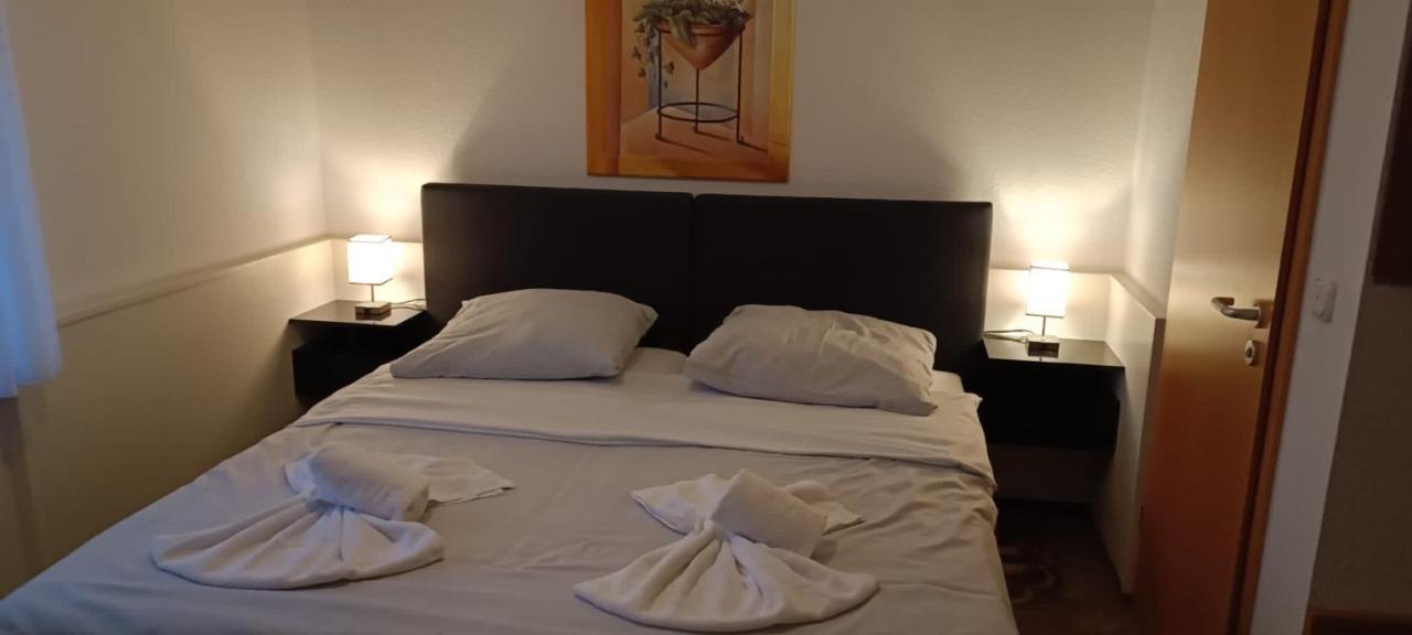 Dua Hotel Wennigsen Екстериор снимка